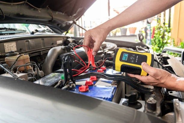 Cách bảo dưỡng bình ắc quy nước và ắc quy khô đúng chuẩn